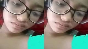 Beautiful Indian girl reveals her breasts and vagina on webcam