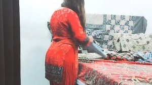 Bhabi with big ass gets fucked by her father in low-quality video