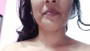 Marged's mature bhabhi and aunty videos in MMS collection