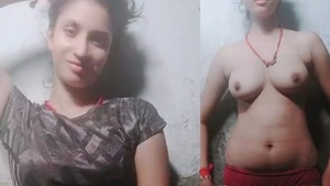 Bhabi flaunts her big boobs and pussy in a solo video