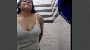 College student's video features a wardrobe change for a lover