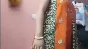 Unsatisfied Bengali girl gets fingered in village setting