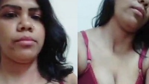 Busty bhabi from India in a steamy video