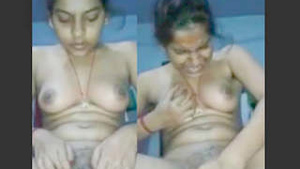 Indian girl flaunts her boobs and masturbates with her fingers