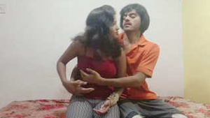 Desi couple's hotel romance in HD video