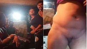 Desi babe flaunts her boobs and pussy at a dance show