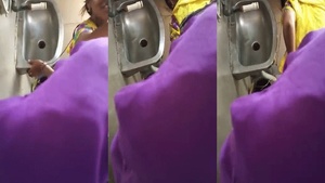 Voyeur captures hot train sex video of Desi couple