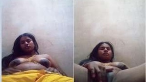 Horny Tamil bhabhi flaunts her big boobs and juicy pussy