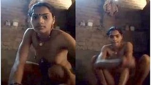 Desi bhabhi captures her bathing sessions for her partner
