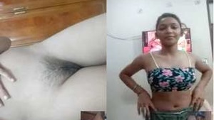 Cute Indian girl flaunts her body on video call