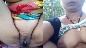 Exclusive clip of a hillbilly bhabhi exposing her body