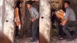 Husband catches wife cheating with local guy in leaked desi MMS video