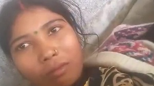 Bhabhi's aroused shaved pussy gets fucked hard