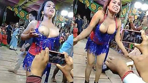 Public record of a hot desi dance performance