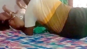Bhabi and friend wife enjoy steamy sex in video