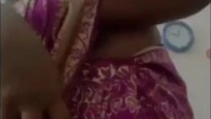 Tamil Aunty's private nude performance
