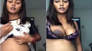 Tamil girl flaunts her body on video call in HD