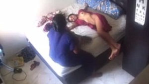 Hidden camera captures Indian lesbians in steamy video