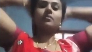 Kerala babe with big boobs gets naked in solo video
