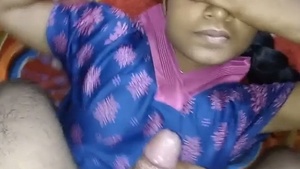Marathi babe gives a blowjob and swallows cum in a real sex video
