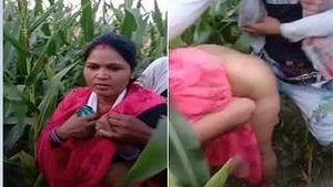 Bhabhi Randi gets fucked in the village by her boyfriend