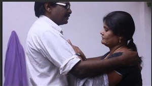 Tamil bhabhi's sensual foreplay in a sizzling video