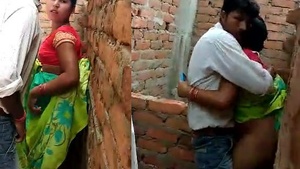 Desi bhabhi gets caught having sex in public